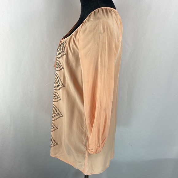 Daytrip Boho Peach Color 3/4 Sleeve Blouse with Lace Detail and Tie Front - Picture 5 of 7